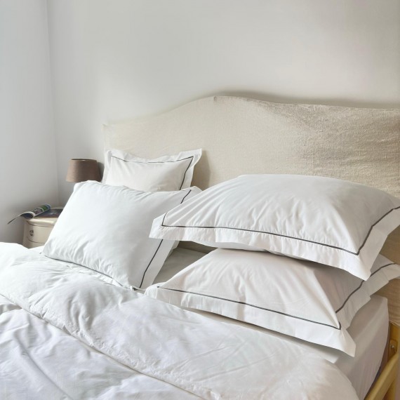 Lenjerie bumbac percal alb cu feston GREY